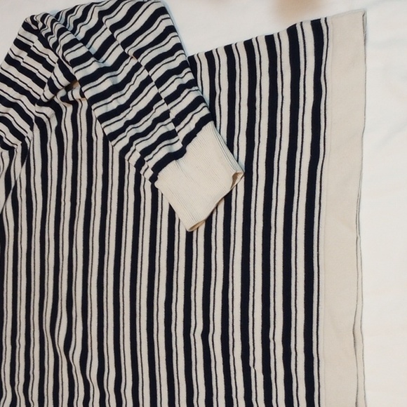 J Crew Mens T-shirt Sz L Long Sleeve Striped Blue Cream Fall Winter Basic Cotton - Picture 3 of 8
